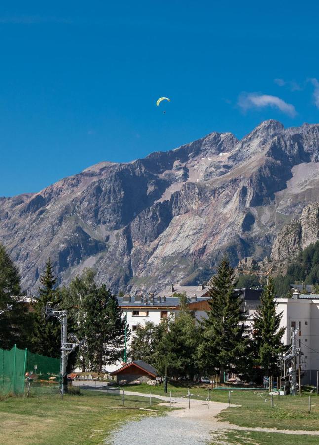 Appartamento Aux Pieds Des Pistes, Les 2 Alpes Vénosc Esterno foto