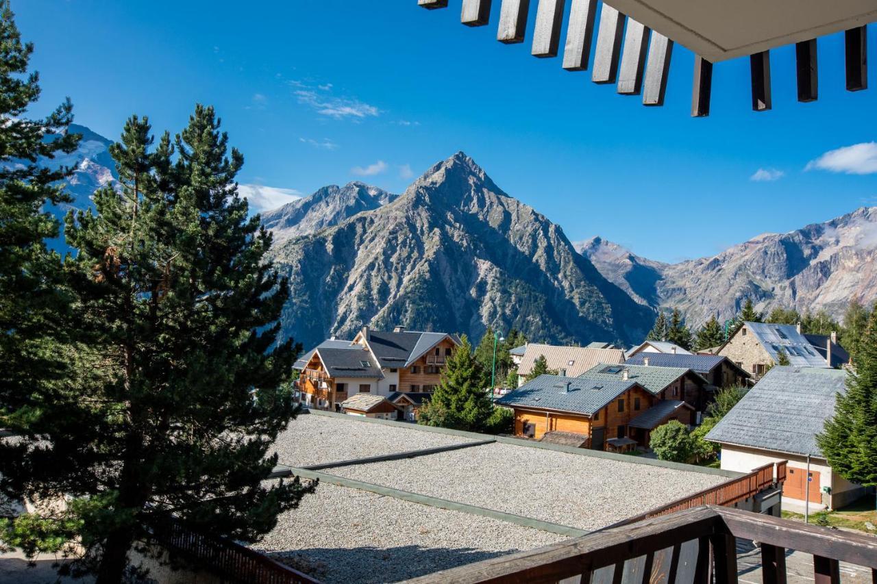 Appartamento Aux Pieds Des Pistes, Les 2 Alpes Vénosc Esterno foto